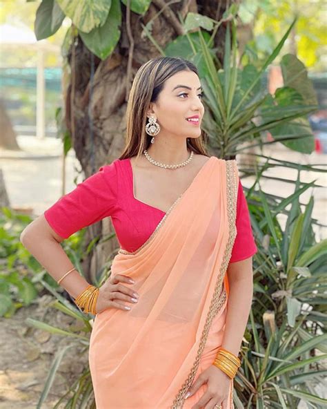 akshara singh beautiful photos in saree wiki bio bhojpuri actress movies instagram top 10