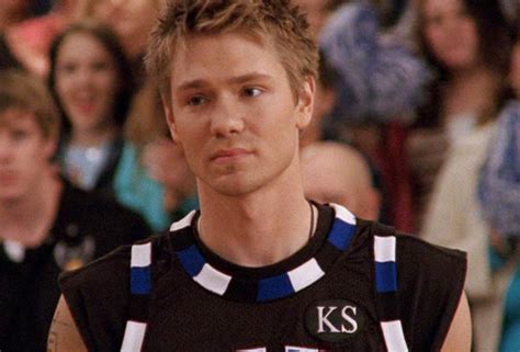 One Tree Hill Its Time To Admit Lucas Scott Was Incredibly Boring