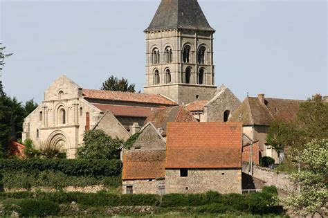 Eglise Romane Saint Pierre Aux Liens Le Patrimoine Culturel