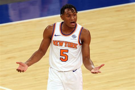 Knicks 102, Raptors 96: Scenes from the inauguration of Canada’s new