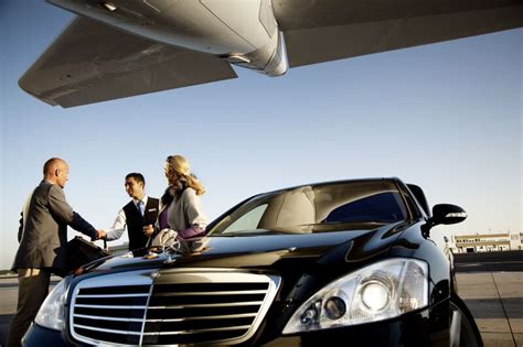 Limo Service For Airport Get The Most Out Of Your Airport Transfer