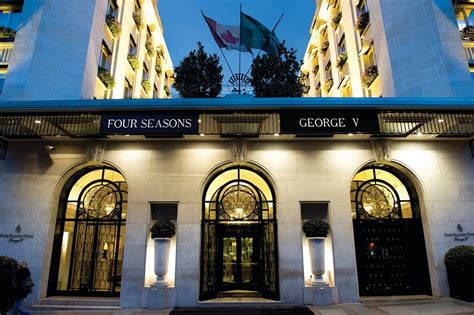 Four Seasons Hotel George V Parigi Île De France Prezzi 2022 E