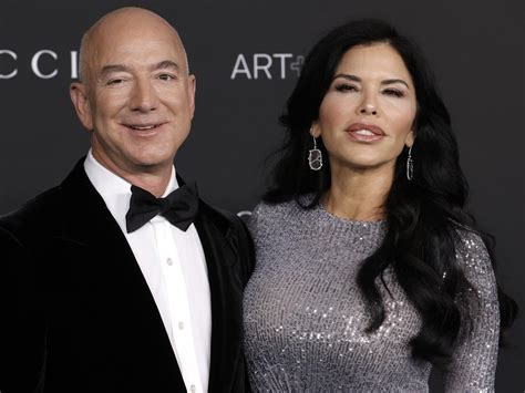 Billionaire Jeff Bezos Engaged To Former Mistress Lauren Sanchez News