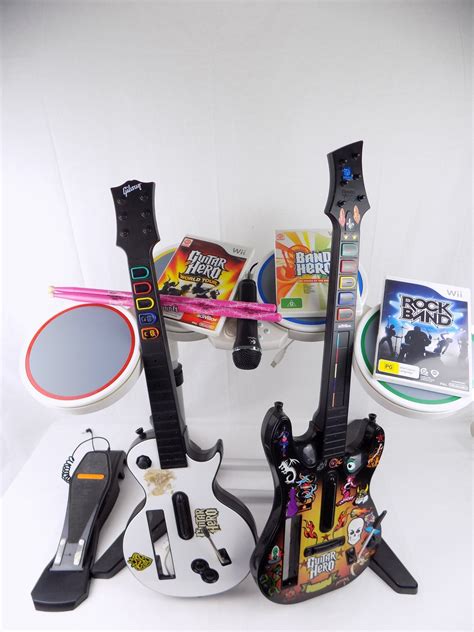 Wii Guitar Hero Rock Band Bundle Drum 2x Guitar Mic Sticks 3x