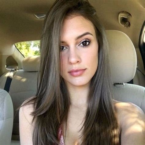 Cute Girls Taking Car Selfies 34 Photos Thechive