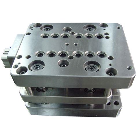 Precision Hole Punch Stainless Steel Metal Embossing Stamping Mold