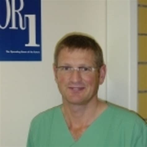 Besuchen sie diese site für details: Martin Hauser - Pfleg. Leitung OP / OP Koordinator ...