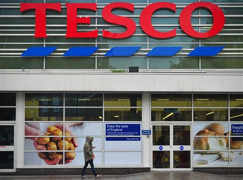 Crisps take a bite out of Tesco's claim to healthy ...