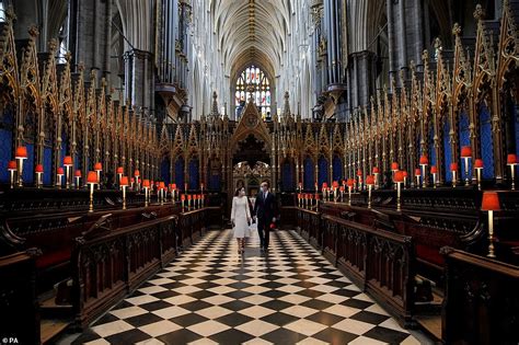 On tuesday i received my first dose of. Prince William and Kate Middleton remember UK Covid ...