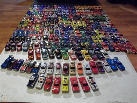 Massive Lot-250 Racing Champions Nascar diecast collection 1:64 No