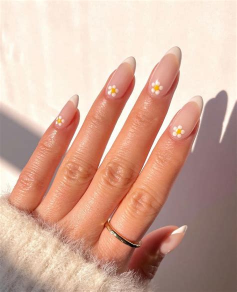 Pretty Floral Nail Designs French Tip Natural Nails With Flower I