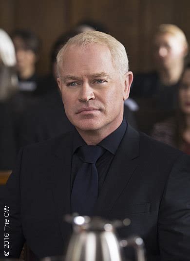 Suits Star Neal Mcdonough Refuses To Do Kissing Scenes Celebrity