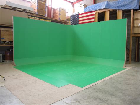 Free Standing Chroma Green Screen Cycloramas No Installtion Required