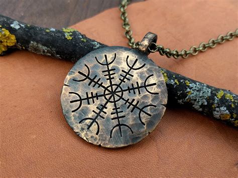 Viking Protection Pendant Aegishjalmur Necklace Norse Jewelry Etsy