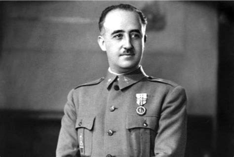 Last public statue of spanish dictator franco is removed. Francisco Franco, historia de una Dictadura | Geopolítico.es