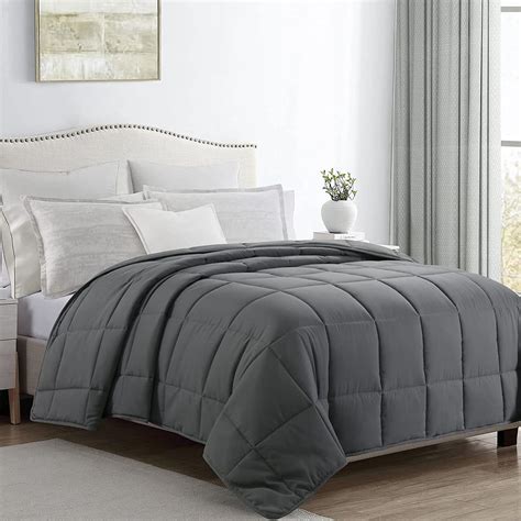 Renr Oversized King Comforter 120x128 Lightweight Down Alternative
