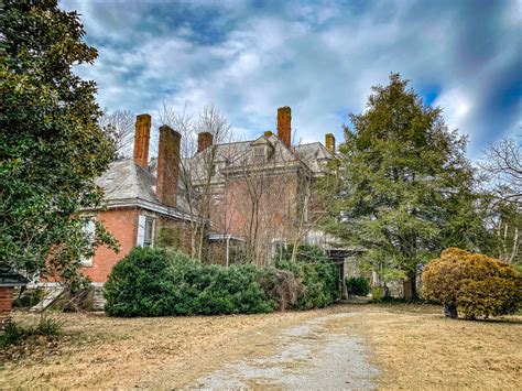 Historic Castle Goes To Auction Harrodsburg Kentucky Bluegrassteam