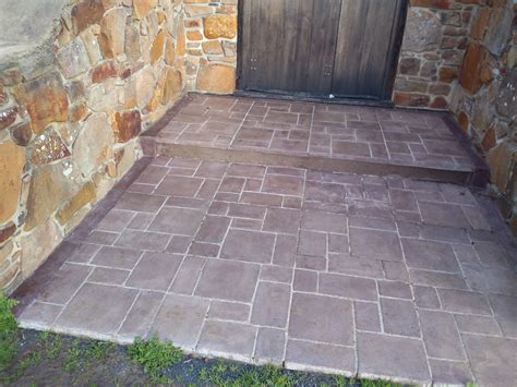 European Block Diy Paving Using One Pavermaker Mould Paving Costs Less