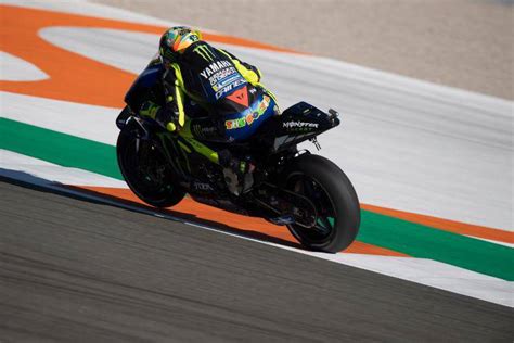 Valentino rossi, 9 mondiali vinti nel motociclismo, ha annunciato il ritiro in una conferenza stampa al red bull ring di zeltweg in austria. Valentino Rossi parla del ritiro: ecco quando smetterà
