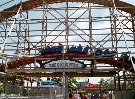 Geauga Lake Formerly Six Flags Worlds Of