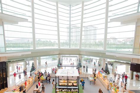 Terminal bas presint 14 putrajaya ↺ presint 16, 15, 14. Shops at iOi City Mall Putrajaya | Blog Post at: huislaw ...