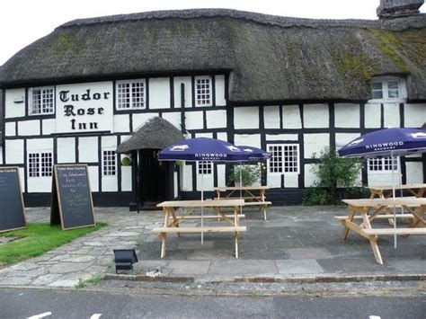 Rainham's card players come together to play the brilliant game of euchre (using the cards from 7. The Tudor Rose Inn, Fordingbridge - Restaurant Reviews ...