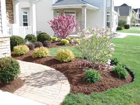 Simple Landscaping Ideas Front Of House Image To U