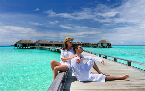 Wedding Journey Tropical Beach In Maldives Romantic Loving Couple Photo Wallpaper Hd 3840x2400