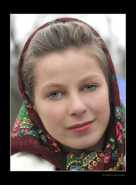 Romanian Girl In A Traditional Costume Photographer Catalin Fudulu