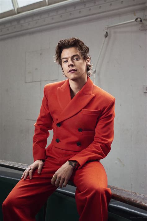 Harry Styles In The Photoshoot Sunday Times 2017 Beroemdheden