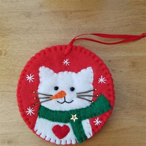 Cat Felt Brooch Pin Cat Jewellery Festive Christmas Cat Brooch