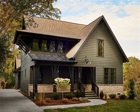 Small House With Dark Exterior Samuel Marcus Blog In 2021 Modern