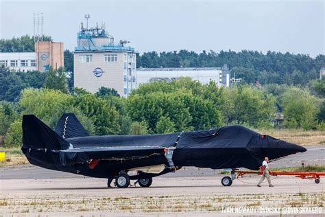 russia to unveil its new stealth fighter military fighter jets
