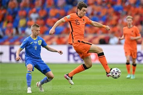 Nơi nóng mấy cũng chịu, không bật quạt vì sợ virus 'bay tứ tung'. EURO 2020: Hà Lan đánh bại Ukraine sau màn rượt đuổi tỷ số ...