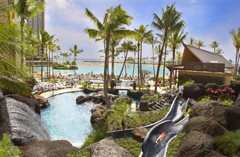 The 5 Best Hotel Or Resort Pools On Oʻahu In 2021 Hawaii Magazine