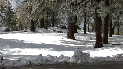 Storm Dumps Fresh Snow On San Bernardino County Mountains Abc7 Los