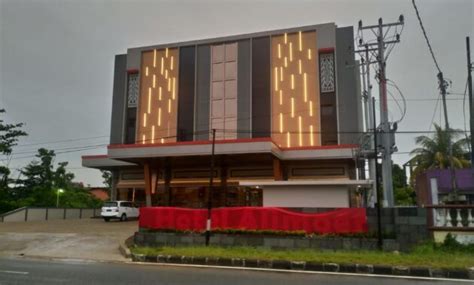 Hotel Alimoer Kubu Raya Tempat Menginap Bintang 3 Lokasi Strategis