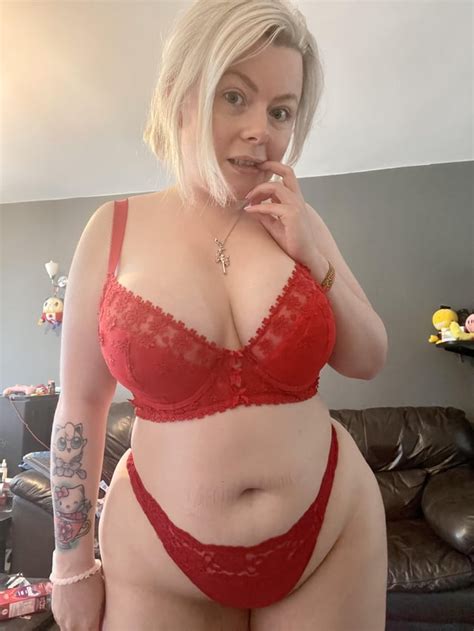 Ignore I Have No Make Up And My Hair Isnt Done But I Love My Lingerie Set Today 🥰 U