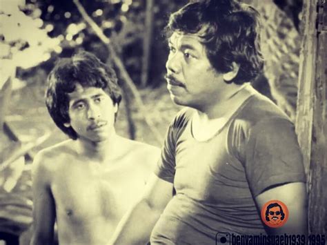 Perkembangan bens radio tidak lepas dari ide dan peran biem benyamin yang memimpin sepeninggal benyamin. Photo Lawas Benyamin Dan Karyawan Bens Radio - Ini 6 Artis ...