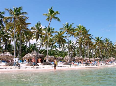 We are located on the eastern coast of the dominican republic known for having the some of the best beaches in all of the caribbean. Foto do dia: Punta Cana - República Dominicana - Vida de ...