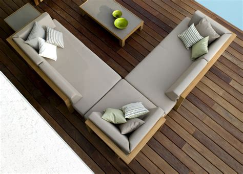 They are practically effortless to maintain, easy to move around and come in a variety of frame styles to fit any. Tribu Pure Corner Garden Sofa in 2020 | Sofa home, Garden ...