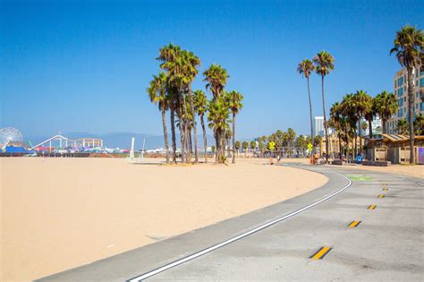 Venice Beach In Los Angeles Enjoy Endless Fun In The Sun Go Guides