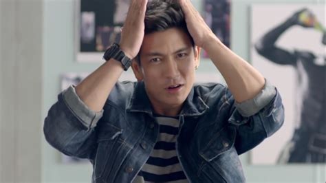 กำเนิดดาว tiktok ดวงใหม่ ติ๊ก เจษฎาภรณ์ ผลดี คุณพ่อลูก 2 ประเดิมคลิปแรก ทำแฟนๆ นึกถึงหนังดัง 2499 อันธพาลครองเมือง รักนี้ต้องซันโว ตอนที่ 1 - YouTube