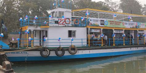 After Floating Market Kolkata Get Its First Floating Library