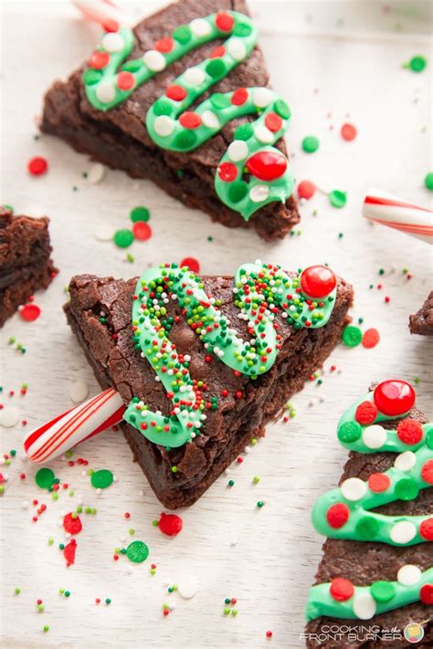 Wouldn't they make a great treat to take to a. Easy Brownie Christmas Trees - Lil' Luna