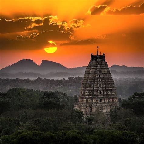 Sunset At Hampi Karnataka India Hampi Paisajes Lugares Hermosos