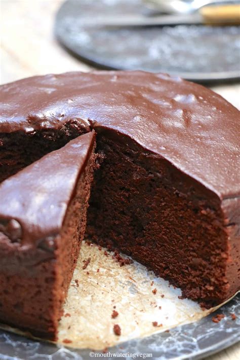 Easy Vegan Chocolate Cake Mouthwatering Vegan