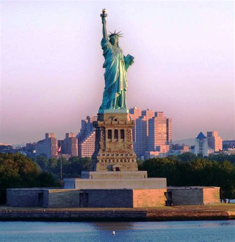 New York Lady Liberty Lady Liberty Statue Of Liberty Completed