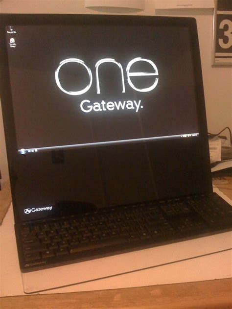 Seems logical, except it's not like that in english. Review: Gateway One PC — The Hell With Neo, This Really Is ...