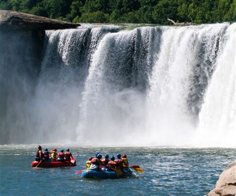 The 4 Best Spots To Go Whitewater Rafting In Kentucky